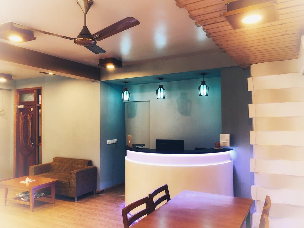 Brize Inn Hulhumale Esterno foto