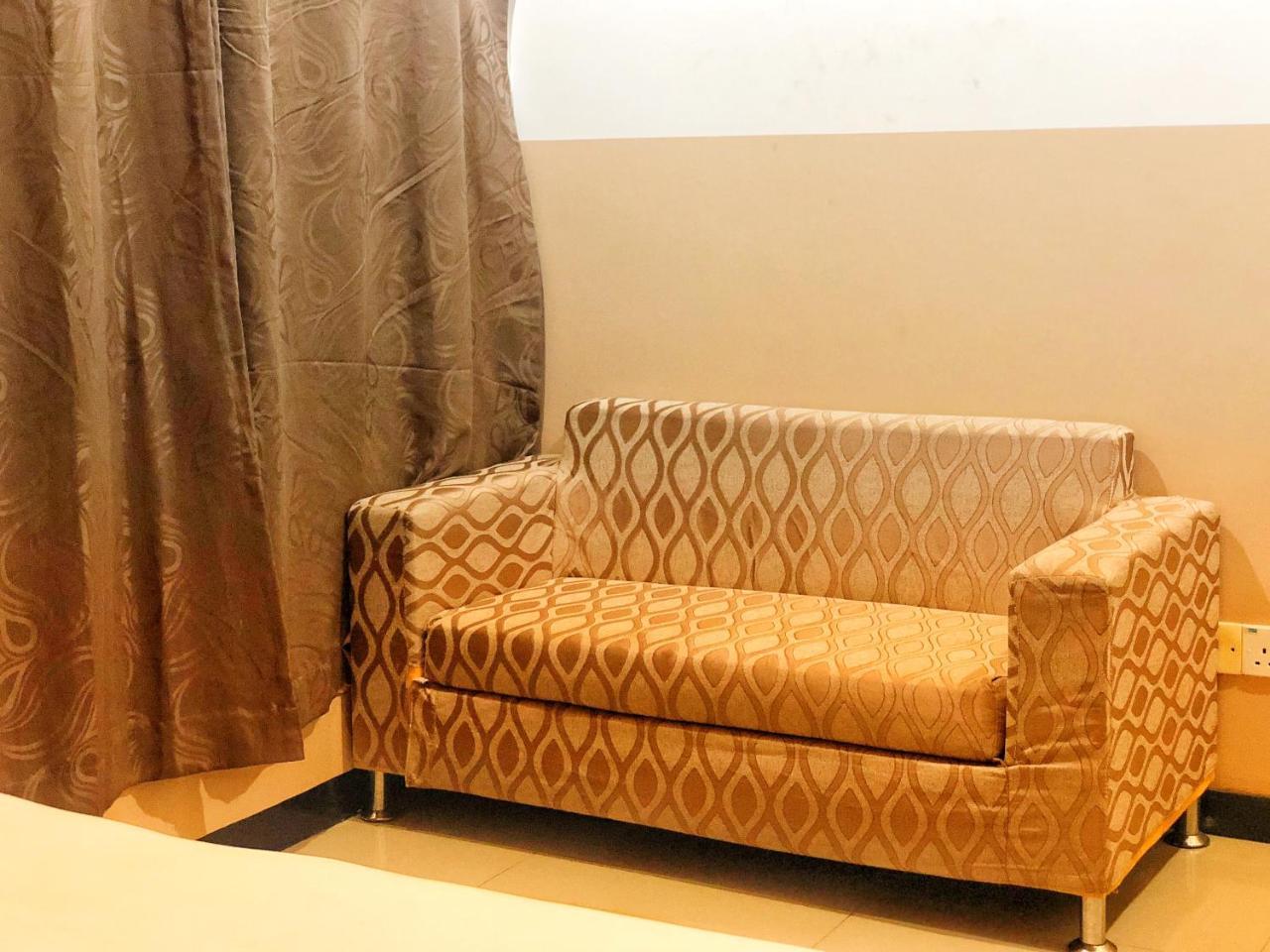 Brize Inn Hulhumale Esterno foto