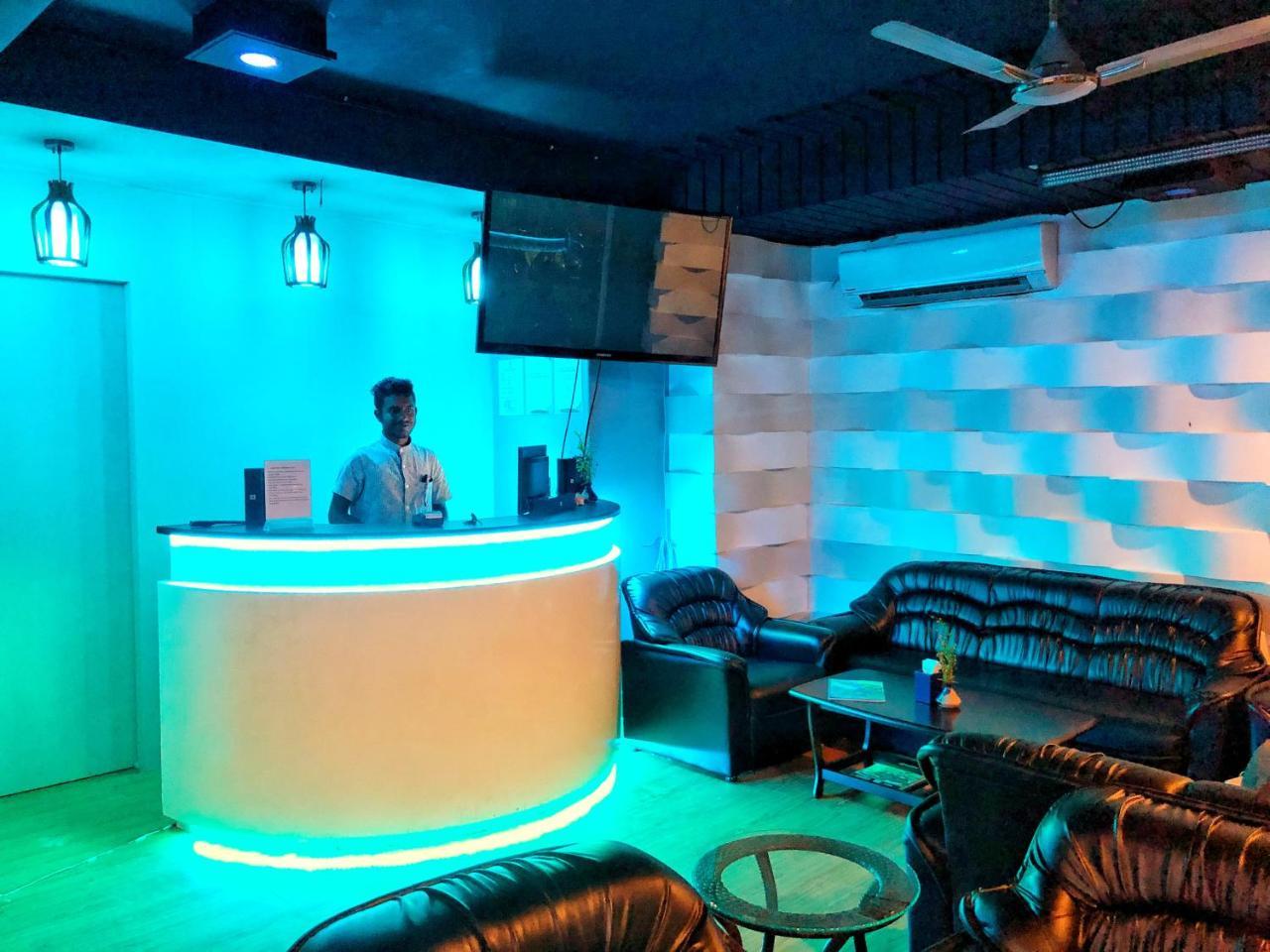 Brize Inn Hulhumale Esterno foto